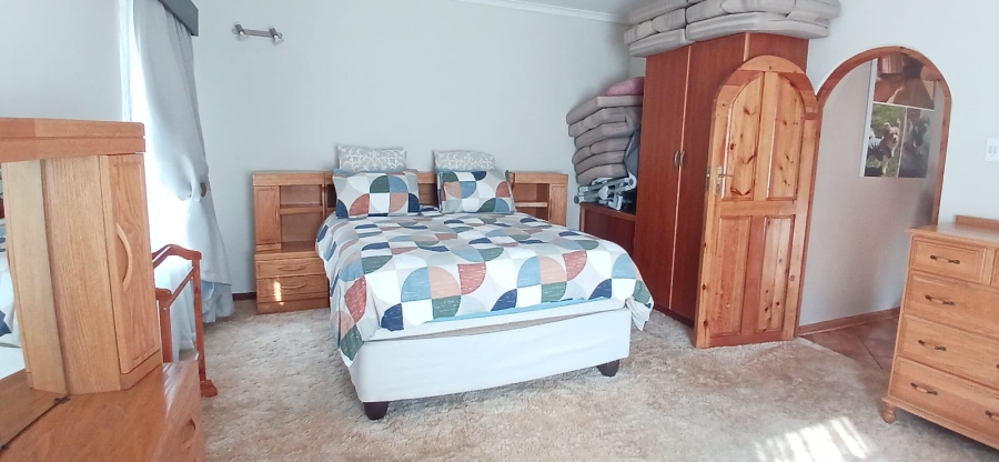 5 Bedroom Property for Sale in Panorama Free State